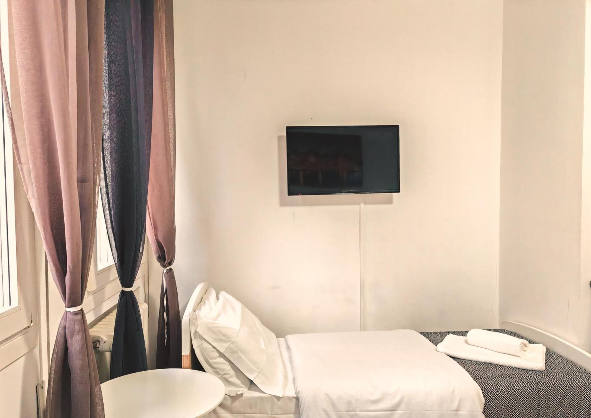 Goldmine Guest House 1 베니스 객실 사진